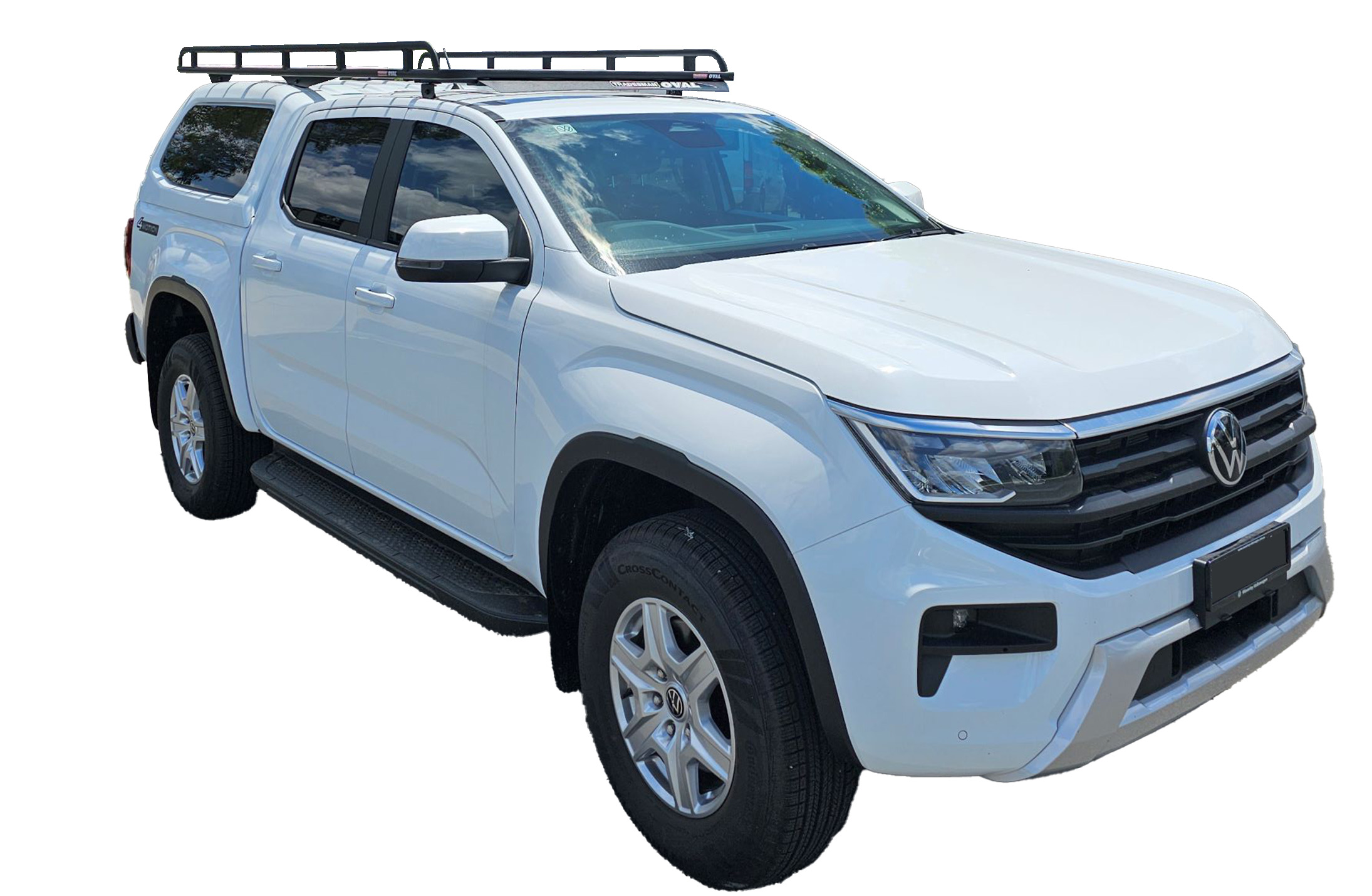 Oval Steel ARB classic combination rack on a Volkswagen Amarok